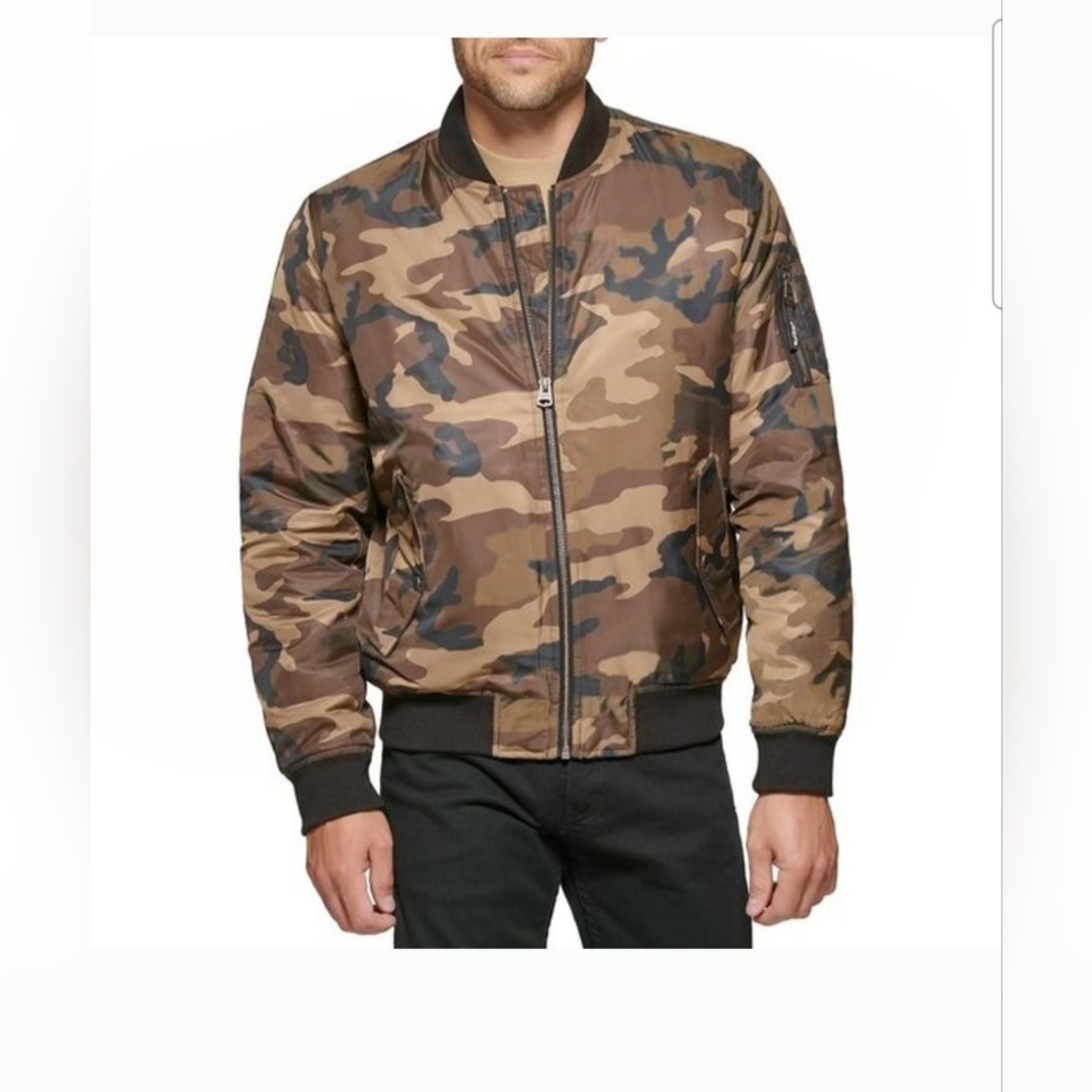 Levi's Men's Camouflage Bomber Jacket